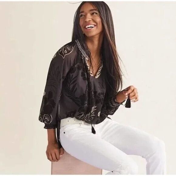 CABI #5597 Tropical Aloha Peasant Blouse. Size medium. EUC! - Picture 2 of 11